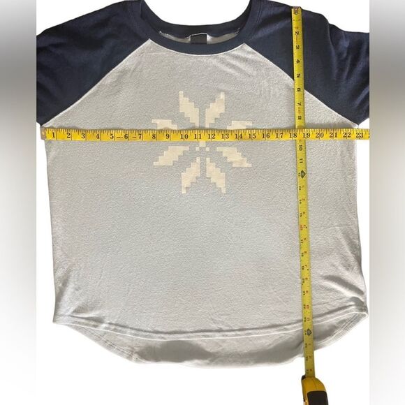 Free Press pj top loungewear blue w snowflake extra soft mat sz M w bonus pants - Picture 11 of 11